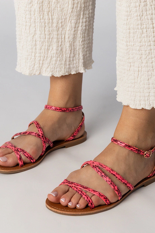 Sandales roses à semelle plate, «...