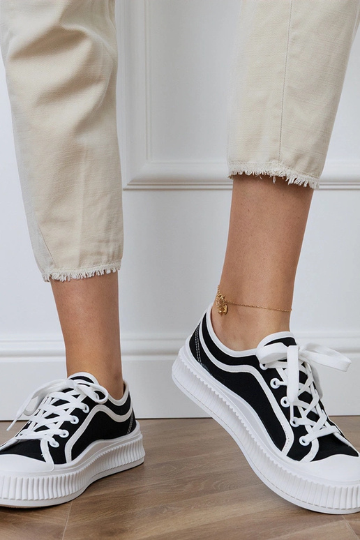 Baskets noires à plateforme pour...