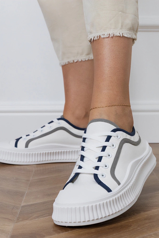 Baskets blanches à plateforme pour...