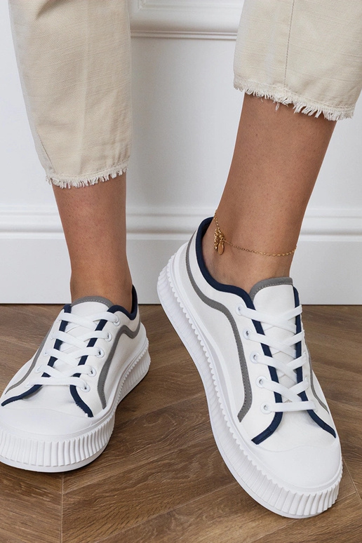 Baskets blanches à plateforme pour...