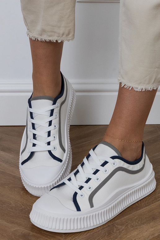 Baskets blanches à plateforme pour...