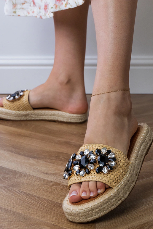 Mules beiges de type espadrille avec...