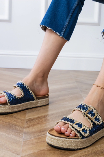 Chaussons bleu foncé de type espadrilles avec paillettes et boucles, « Induri » 2
