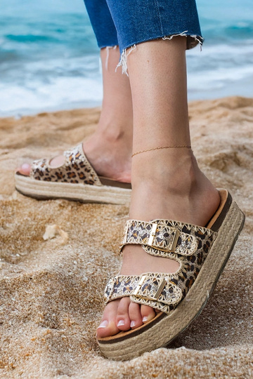 Espadrilles brillantes à motif léopard avec boucles Induri