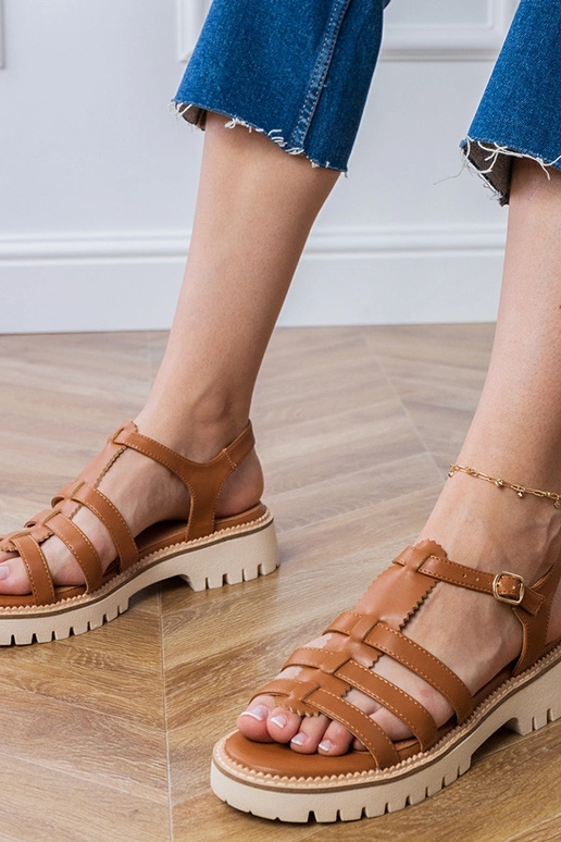 Sandales brunes gladiateurs avec...