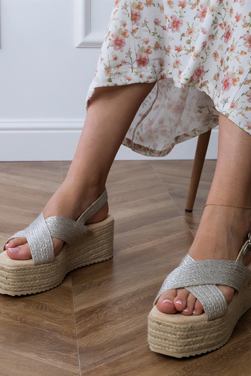 Sandales argentées espadrilles à plateforme avec des lanières, « Olisa » 2