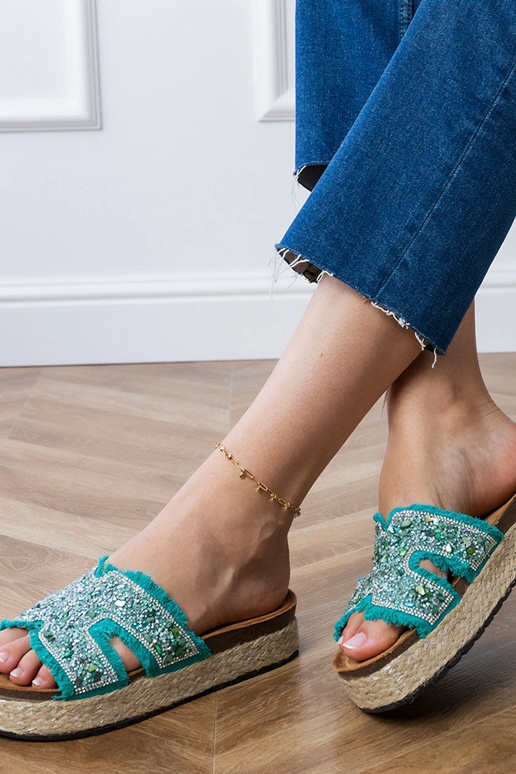 Espadrilles vertes avec zircons et... Espadrilles vertes avec zircons et...