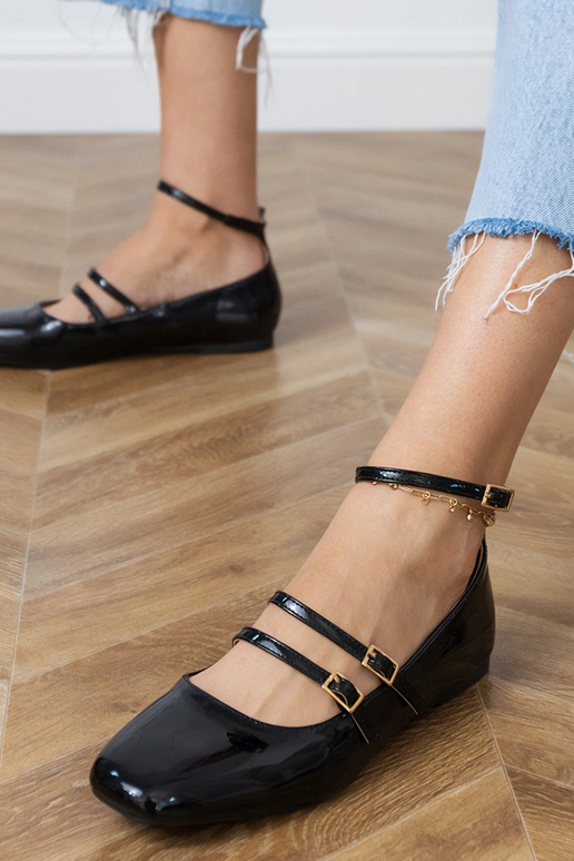 Ballerines vernies noires avec... Ballerines vernies noires avec...