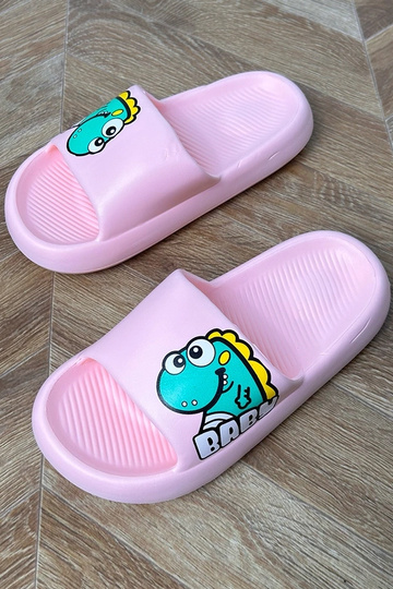 Claquettes roses pour...