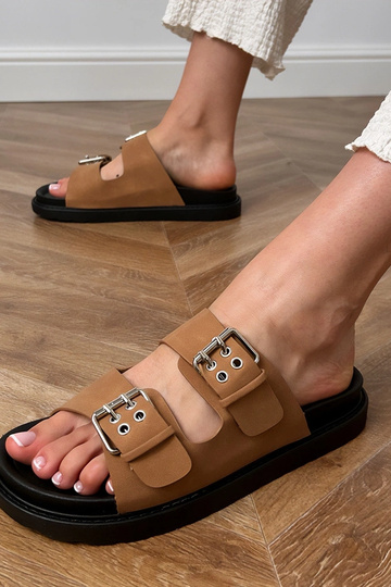 Chaussons bruns avec boucles sur les brides Klinet 2