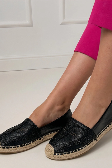 Espadrilles ajourées noires sur plateforme Zelvira 2