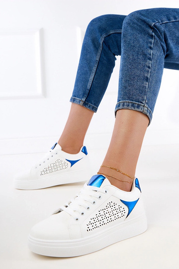 Baskets blanches avec des...
