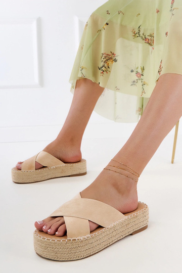 Sandales de type espadrilles couleur sable avec des lanières sur plateforme Jerisa