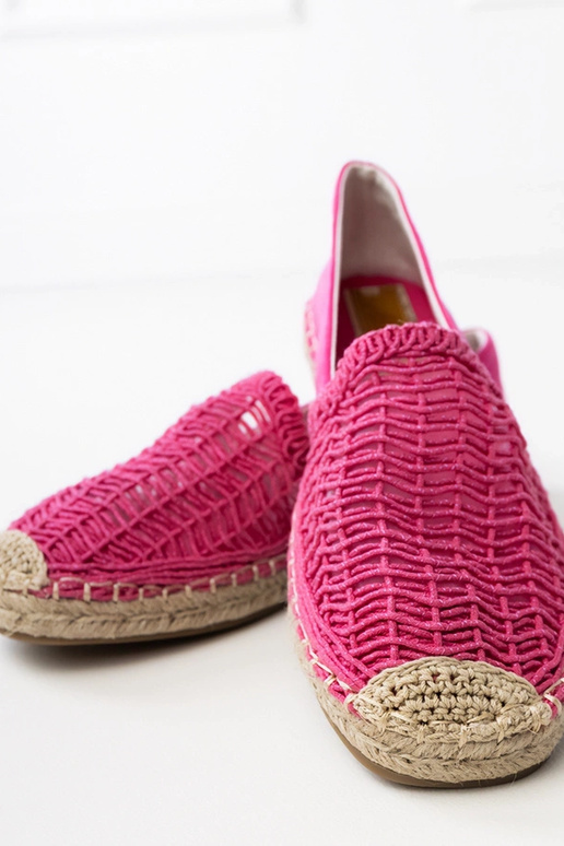 Espadrilles ajourées roses sur...