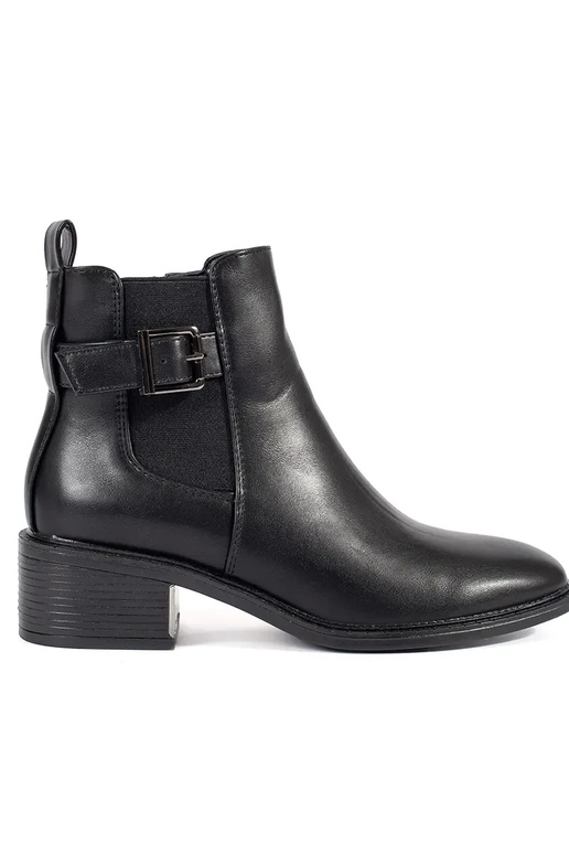 Chaussures modèle classique de...