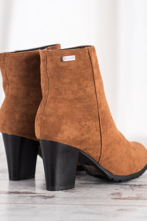 Bottines marron avec talons Bottines marron avec talons