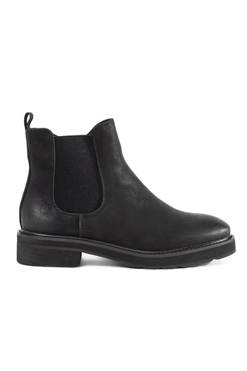 Bottines noires classiques...