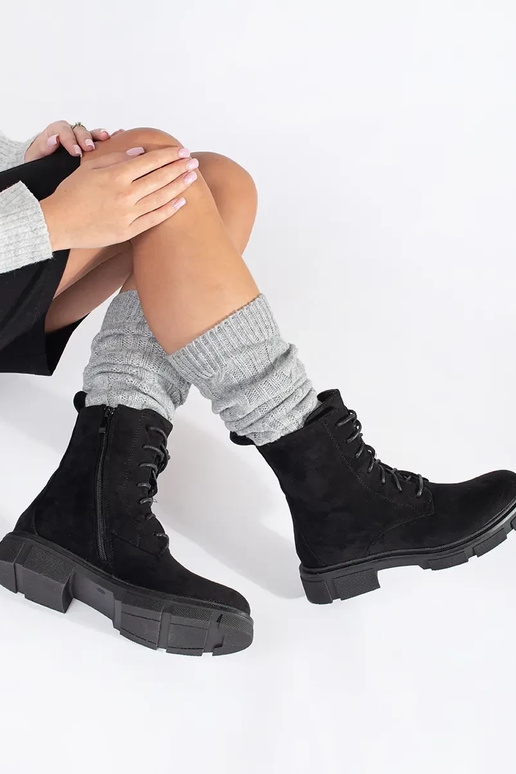 Chaussures en daim femme avec lacets Chaussures en daim femme avec lacets