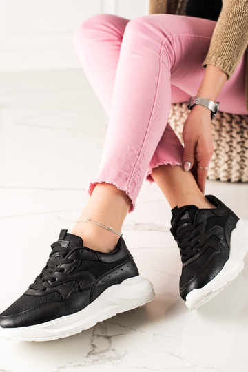 Baskets classiques noires 2