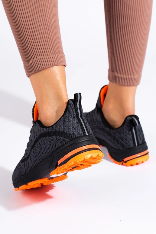 Baskets textiles modèle chaussures DK