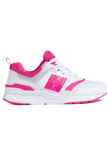 Chaussures de style sport...