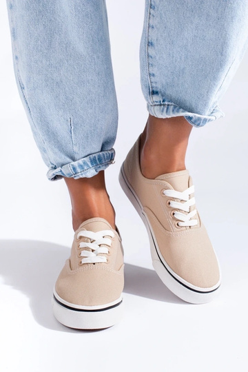 Chaussures de modèle de... 2