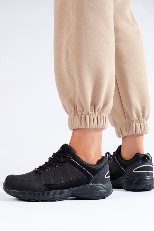 Bottes de trekking noires... Bottes de trekking noires...