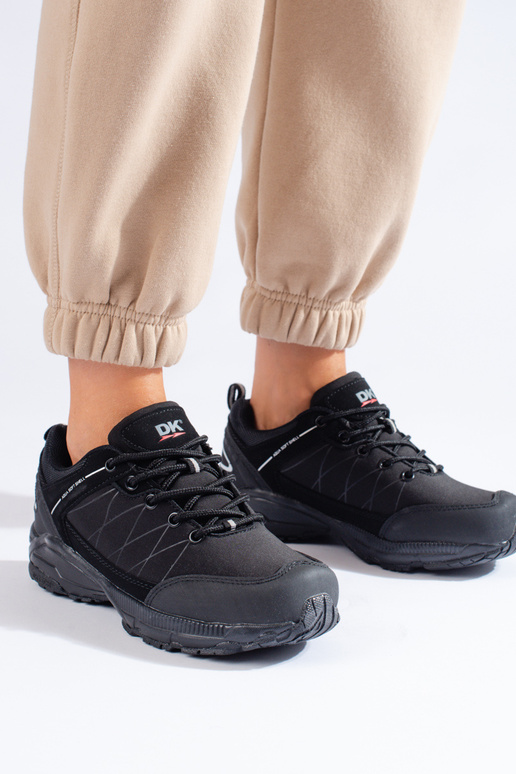 Bottes de trekking noires... Bottes de trekking noires...