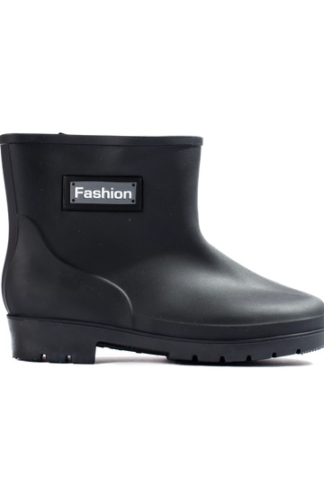 chaussures en caoutchouc...