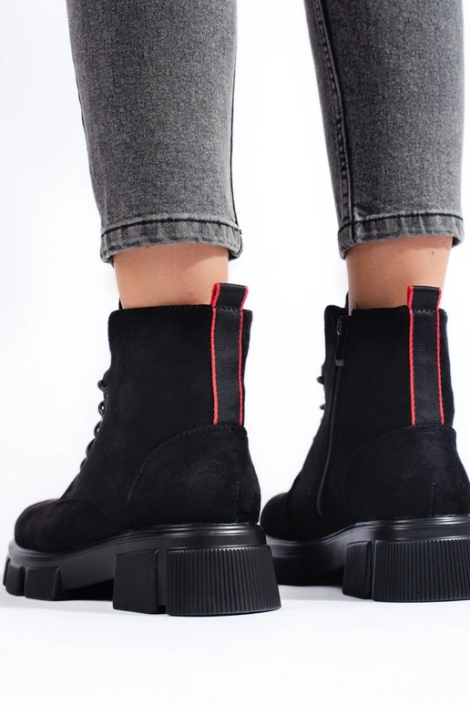 Boots femme à lacets en daim léger Boots femme à lacets en daim léger