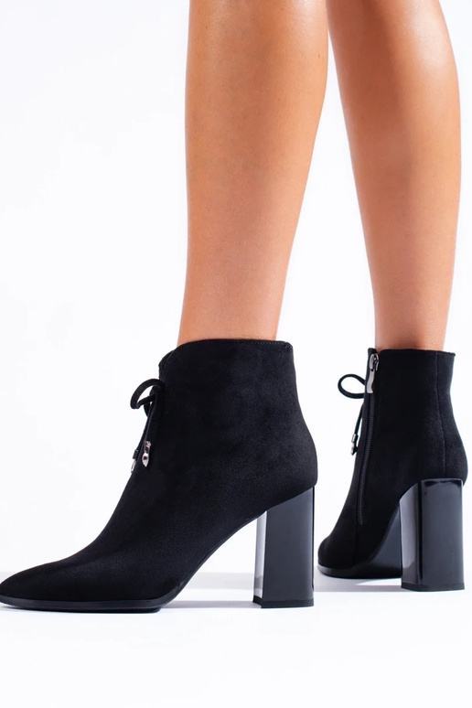 Bottes pour femmes sur un poteau haut Bottes pour femmes sur un poteau haut