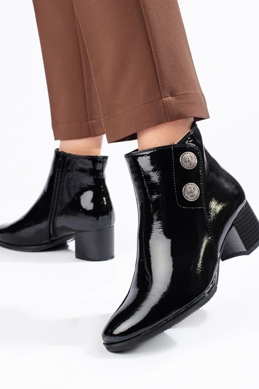 Chaussures classiques vernies à talons