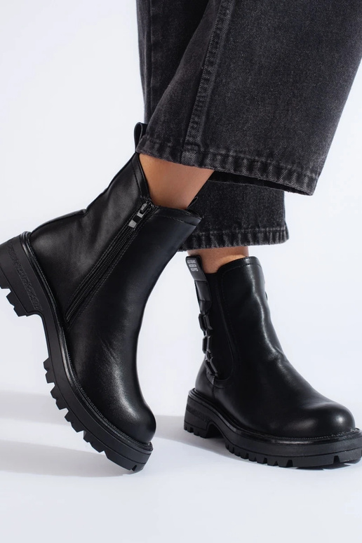 noir Chaussures pour femmes sur une... noir Chaussures pour femmes sur une...