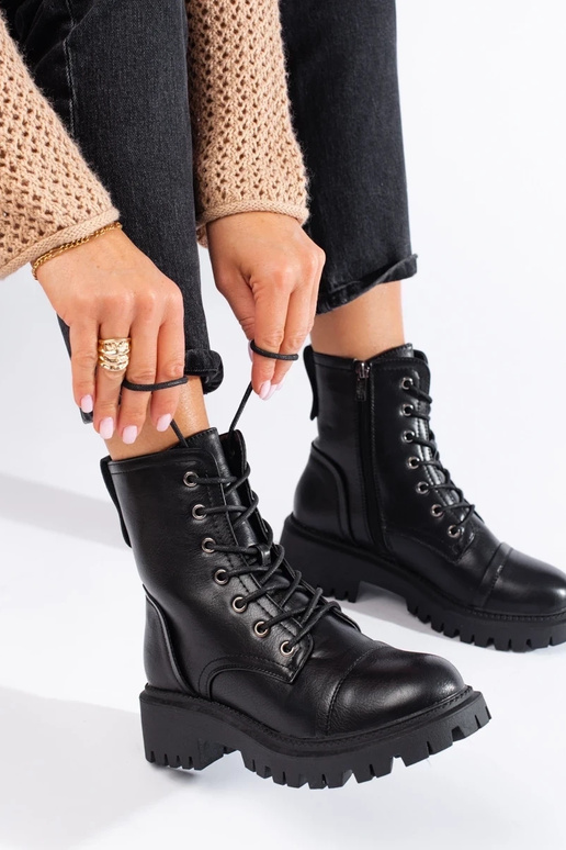 bottes noires pour femmes en cuir...