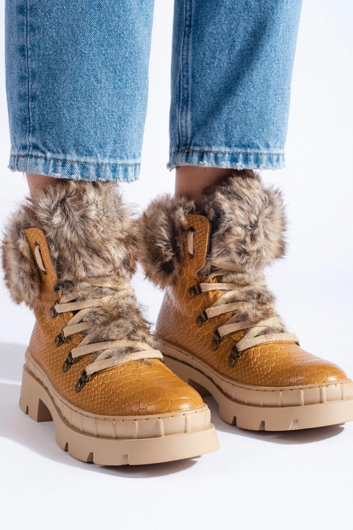 chaussures pour femmes avec fourrure