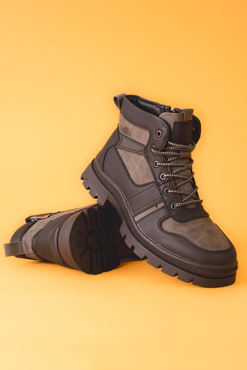 Chaussures pour hommes... 2