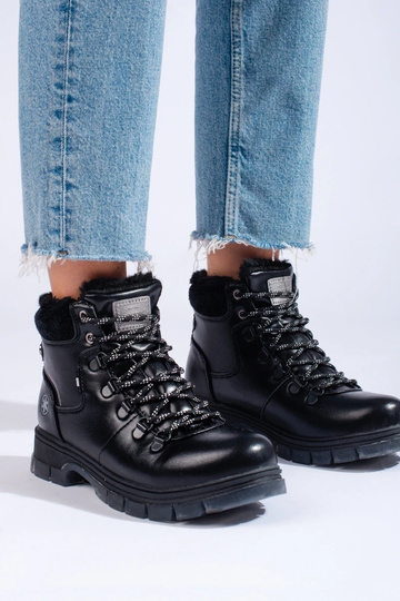 bottes noires en cuir... 2