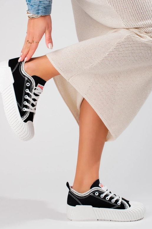 Chaussures femme Shelovet couleur noir