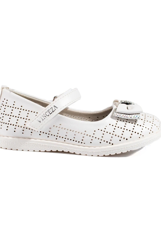 avec des éléments ajourés ballerine... avec des éléments ajourés ballerine...