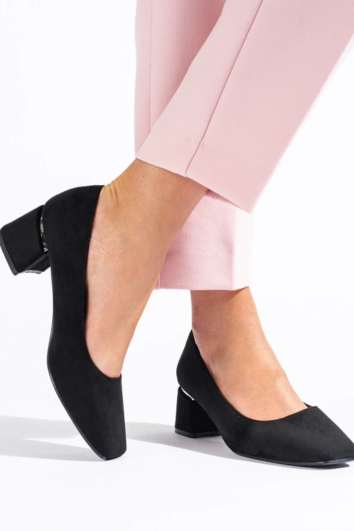 Chaussures à talons Vinceza talon bas... Chaussures à talons Vinceza talon bas...