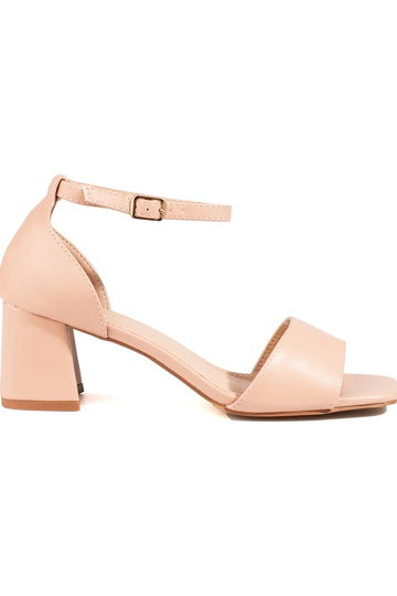 Sandales à talons bas...