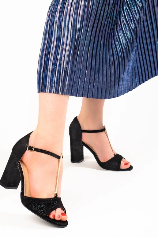 sandales noires à talon haut Shelovet