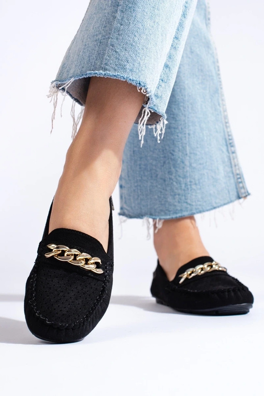 avec des éléments ajourés mocassins... avec des éléments ajourés mocassins...