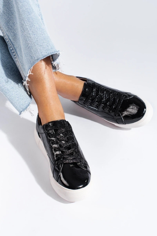 Bottes en cuir noires pour femmes... Bottes en cuir noires pour femmes...