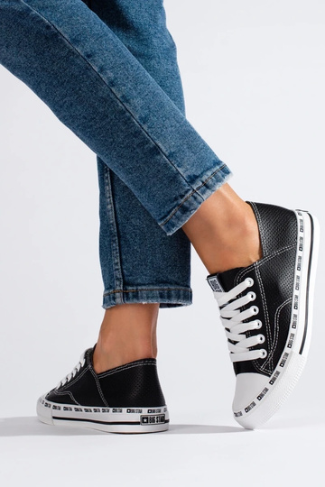 Modèle classique Chaussures... 2