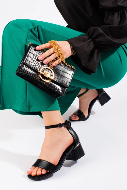 sandales noires à talon bas Vinceza sandales noires à talon bas Vinceza