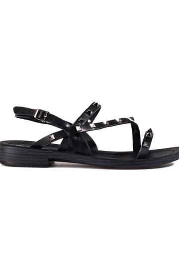 sandales noires avec rivets...