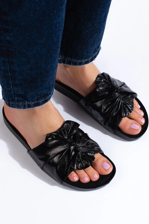 Chaussons couleur noire Shelovet