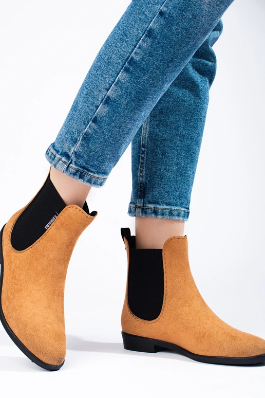 Chaussures en caoutchouc marron...