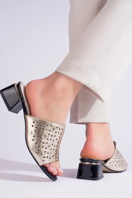 Chaussons dorés à talon bas Shelovet